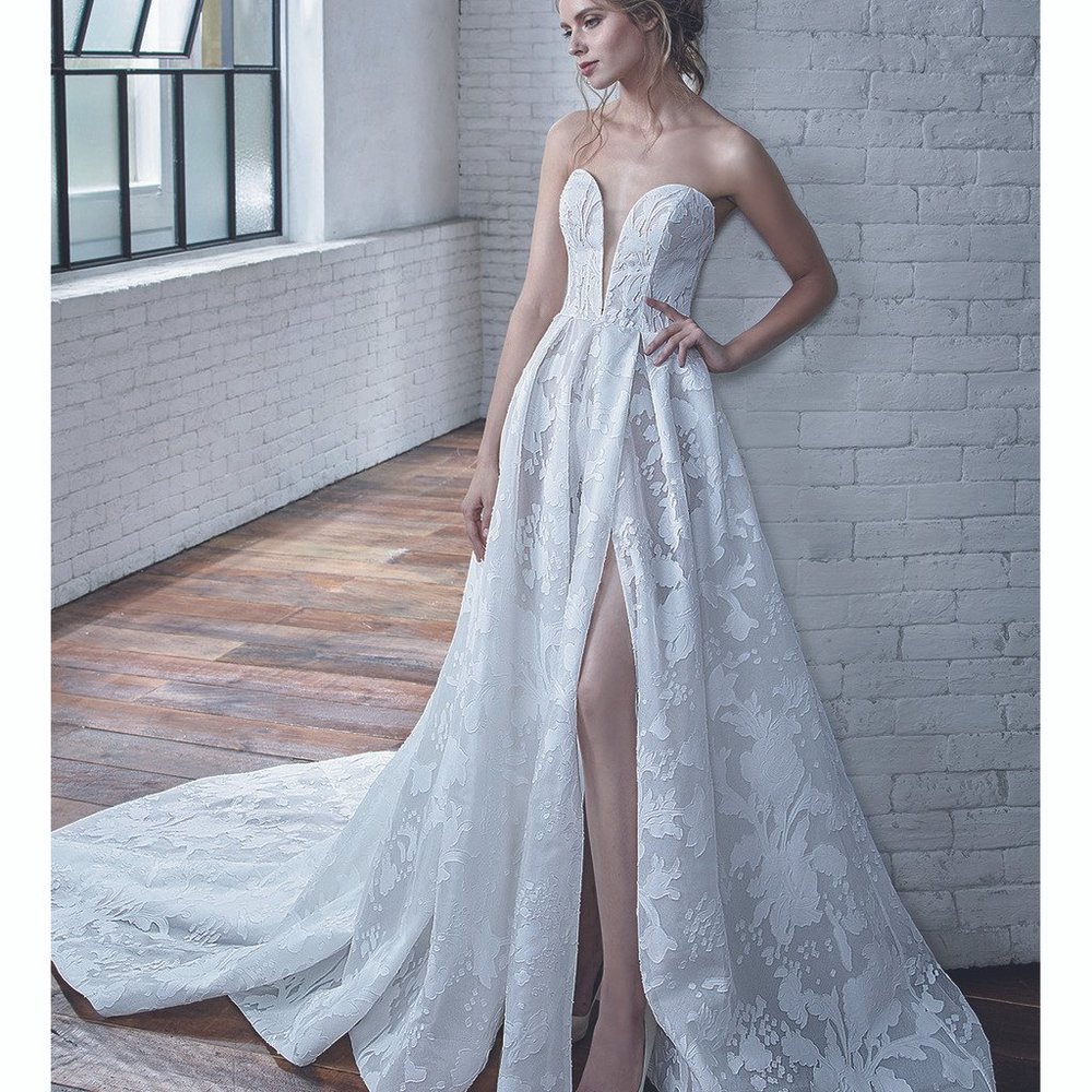 Badgley Mischka Carina Burn-out Organza ivory wedding gown